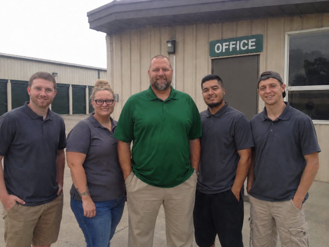 Pest control professionals in The Woodlands, TX